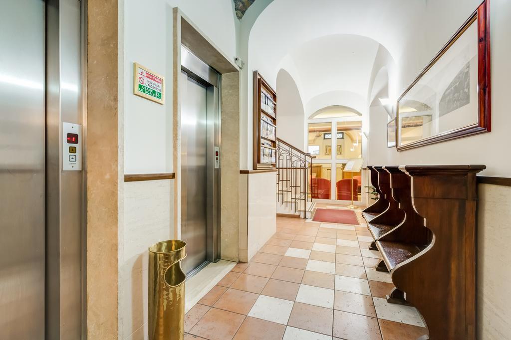 Hotel Domus Carmelitana Rom Exterior foto