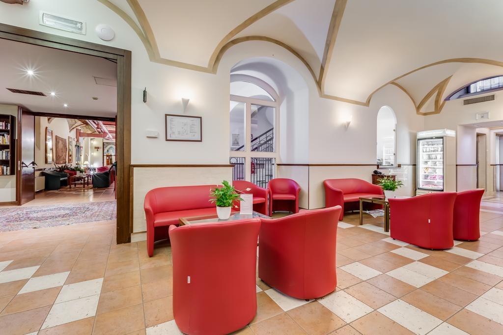 Hotel Domus Carmelitana Rom Exterior foto